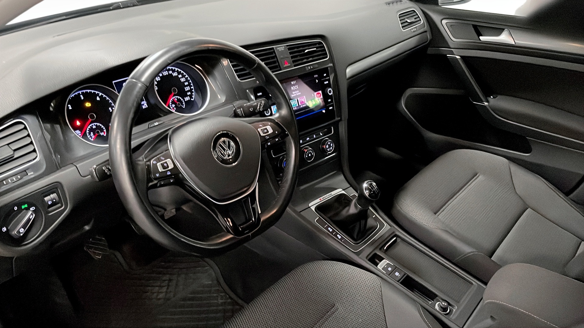 Volkswagen Golf 2.0 TDI 2017, bild 7/10
