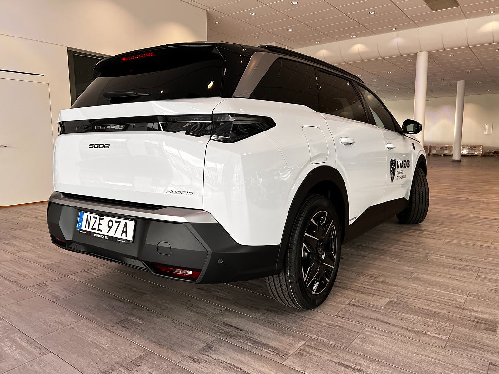 Peugeot 5008 EDITION  PHEV GT thumbnail
