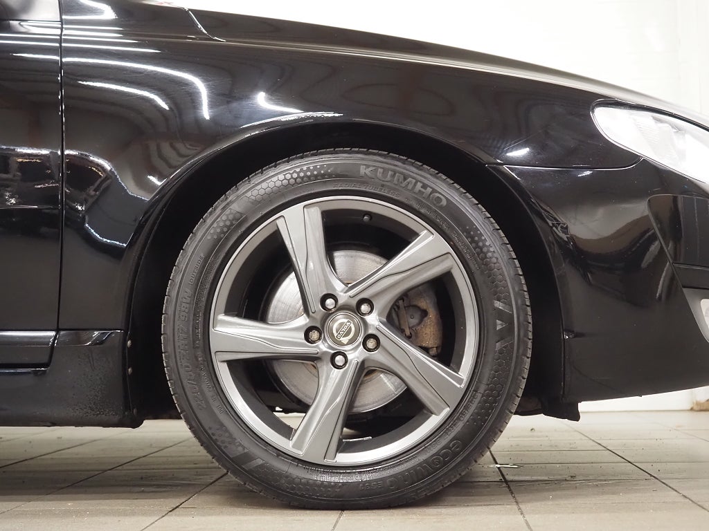 Volvo V70 D2 Geartronic Momentum Drag BLIS Farthållare Skinn 2015