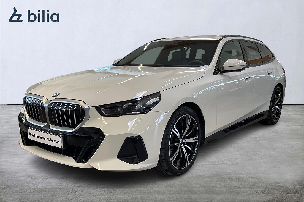 BMW 520d xDrive Touring M Sport B&W Värmare Aktiv Farth. Drag