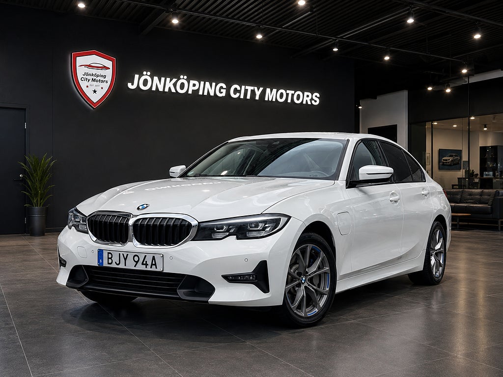 BMW 330e xDrive Sedan Steptronic Sport line 59 km räckvidd 