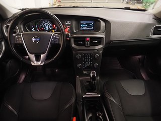 Halvkombi Volvo V40 14 av 20