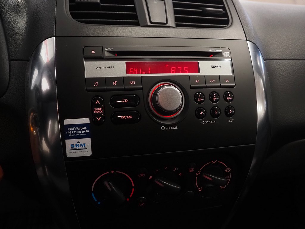 Suzuki SX4 1.6 VVT 120hk Låga mil! 2012
