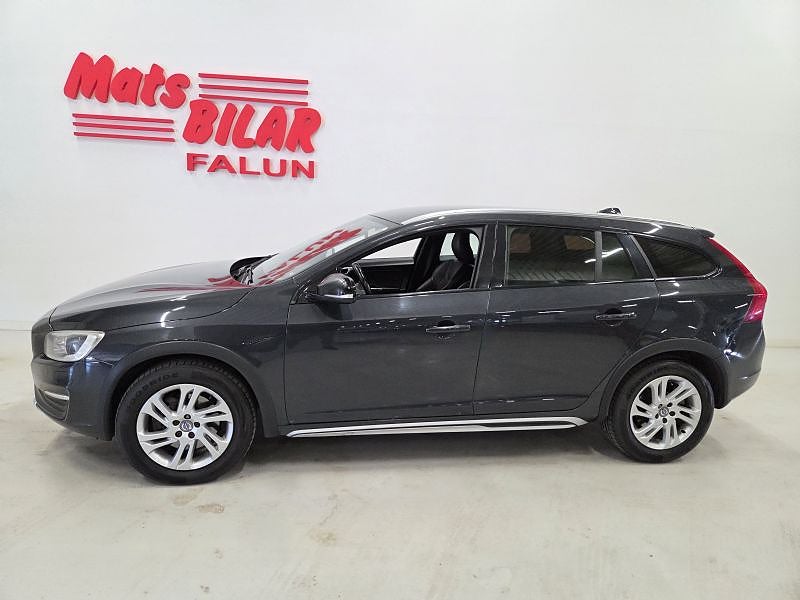Volvo V60 Cross Country D4 Manuell Summum