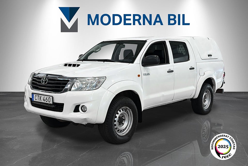 Toyota HiLux Dubbelhytt 2.5 4x4 144hk Moms Kåpa Drag Kamrem bytt