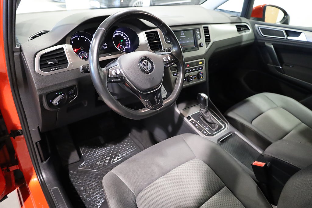 Volkswagen Golf Sportsvan 1.6 TDI AUT Värmare Carplay 2016
