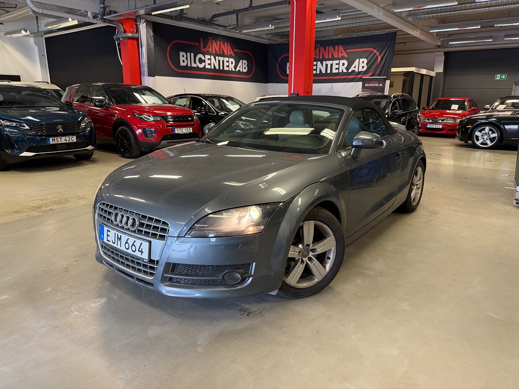 Audi TT Roadster 2.0 TFSI 200HK Alcantara LÅGAMIL Nyservad