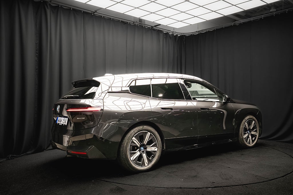 BMW iX xDrive50 LASER DRAG 360° H/K HUD 96.5%SoH MOMS 524hk