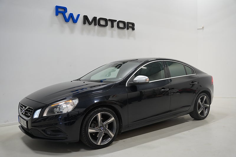 Sedan Volvo S60 1 av 18