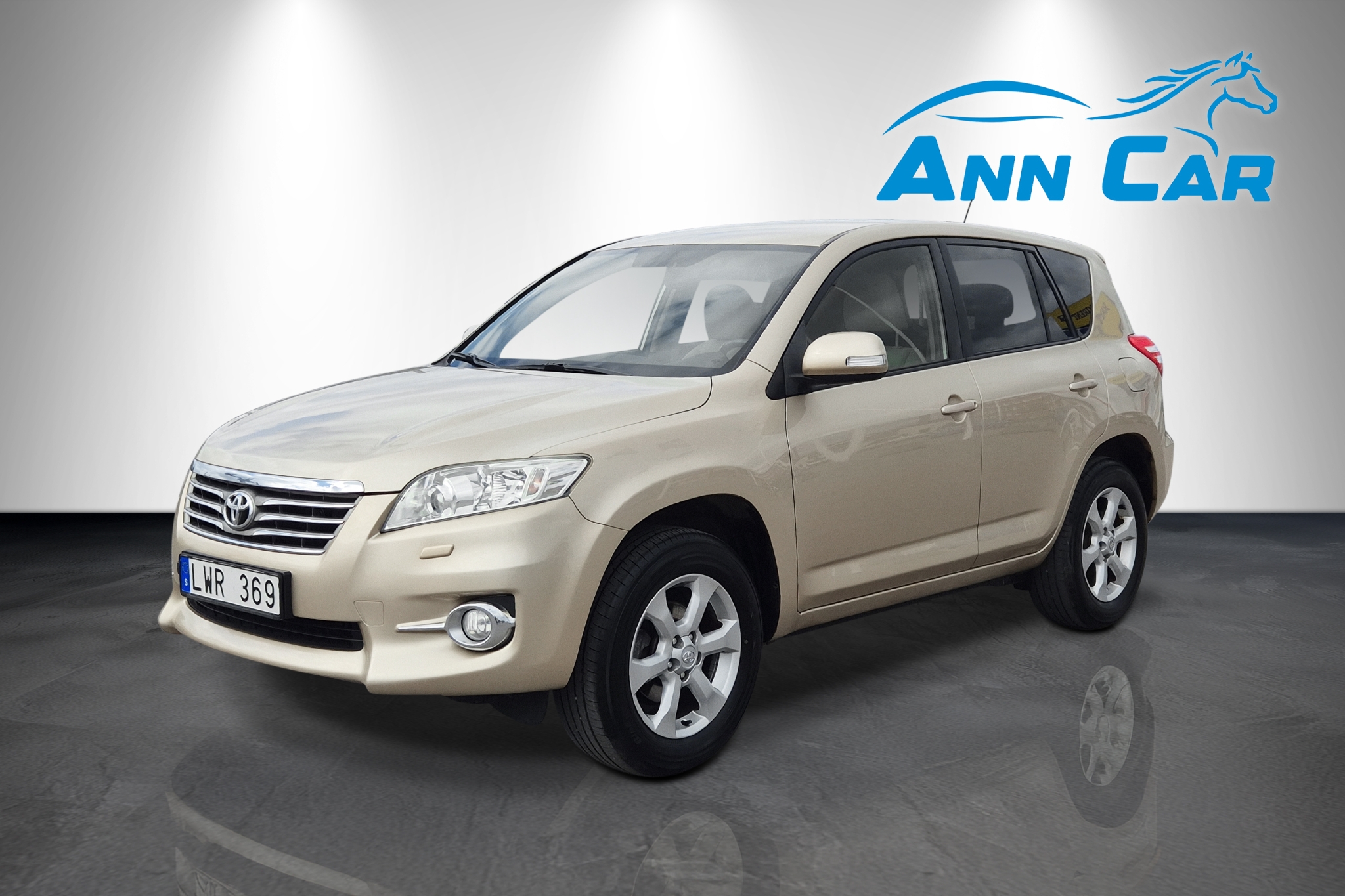 Toyota RAV4 2.0 VVT-i 4x4 Multidrive S 2011, bild 2/42