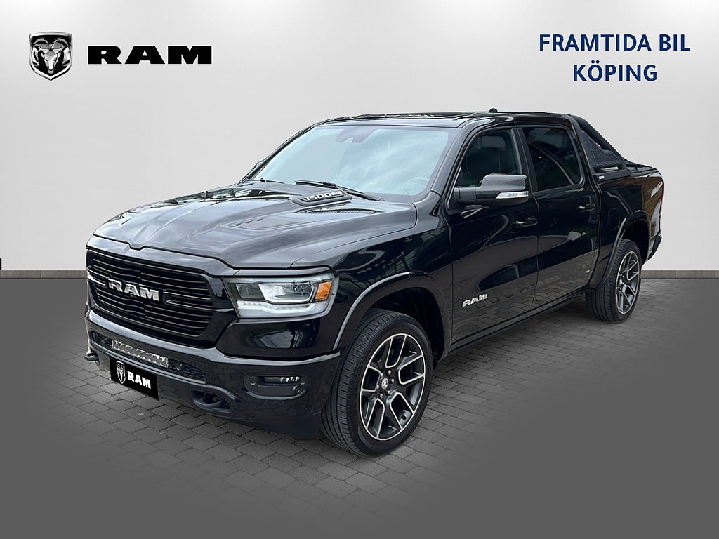 Dodge RAM 1500 Laramie Night V8  Flaklock-LED- En ägare-Toppskick !!!