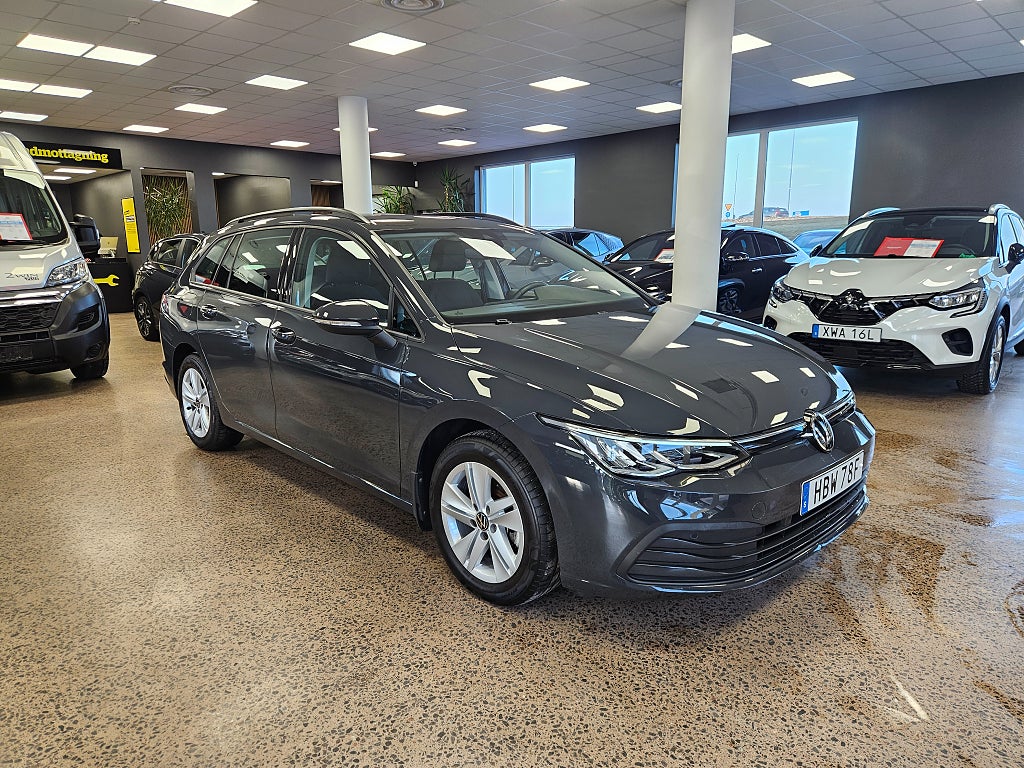 Volkswagen Golf Sportscombi 1.5 Base / CarPlay / Rattvärme / MOMS