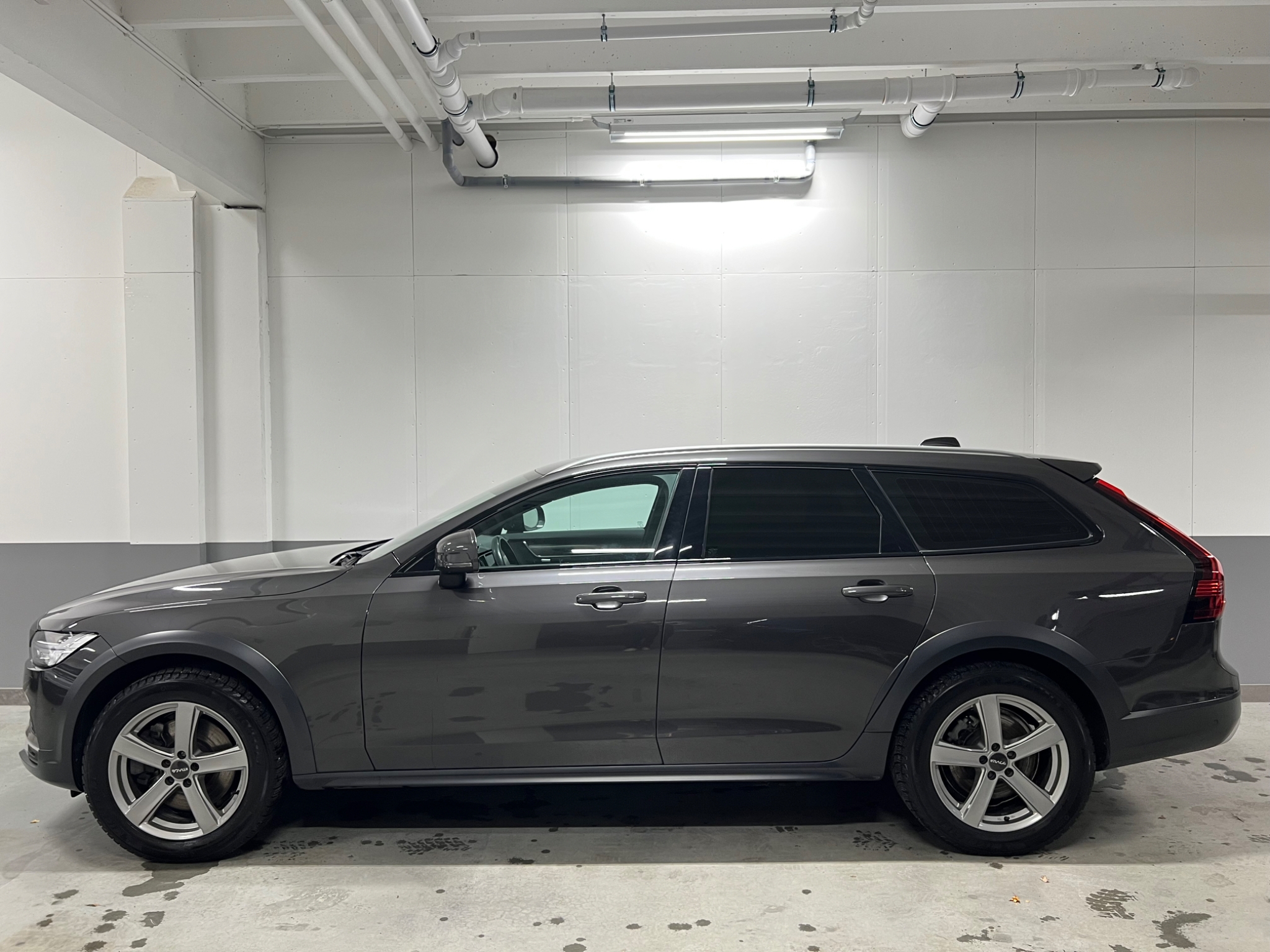 Volvo V90 Cross Country 2022, kuva 3/10