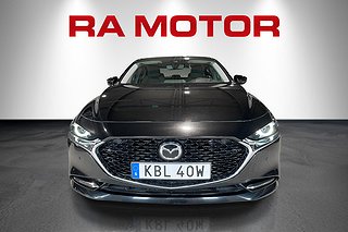 Sedan Mazda 3 2 av 24