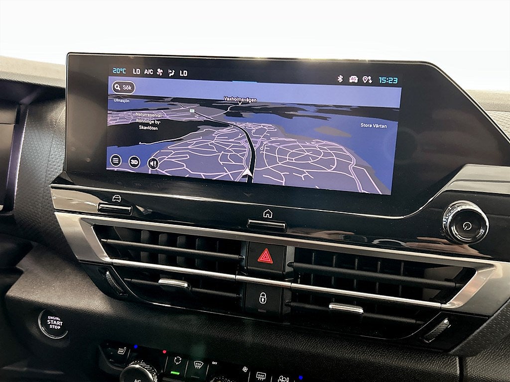 Bild på Citroën C4 X Shine 1.2 PT 130hk Aut - 360-KAMERA, CARPLAY