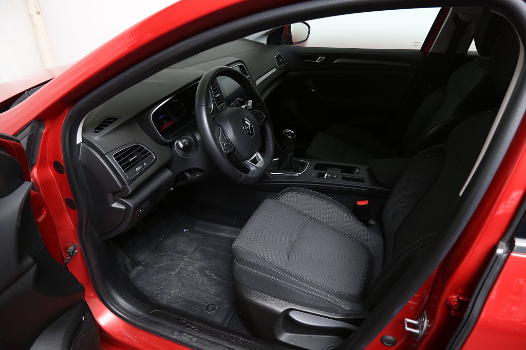 Renault Mégane Sport Tourer 1.3 TCe PhII 140 Equilibre  ST Carplay 2023