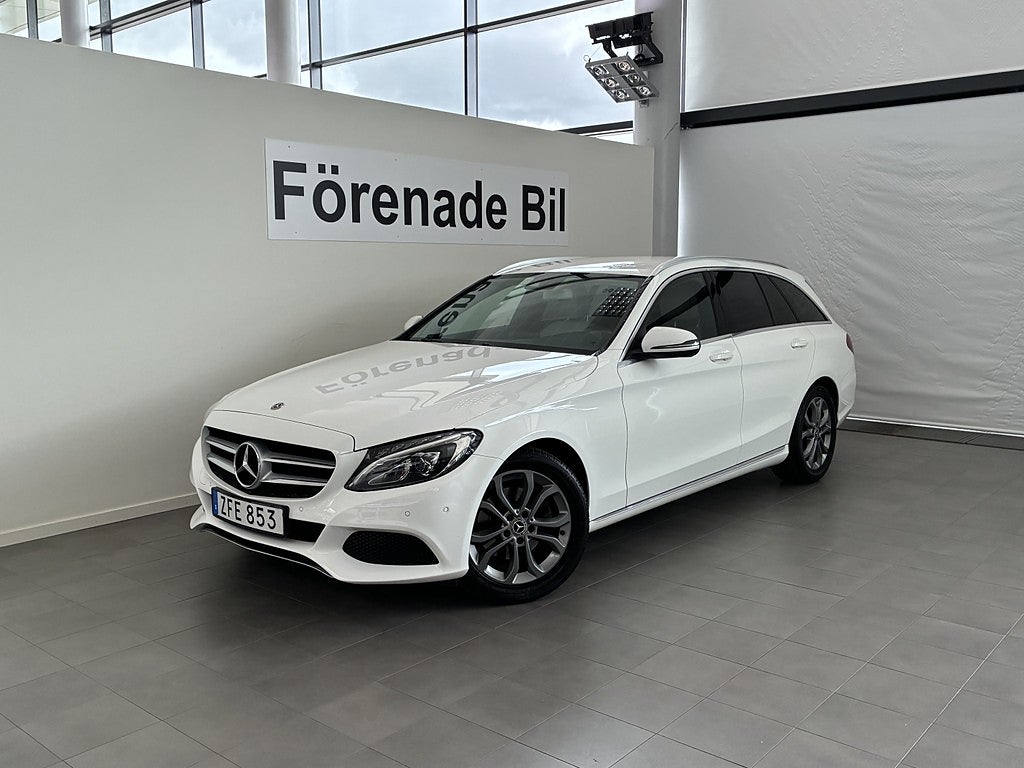 Mercedes-Benz C 220 Avantgarde Automat Dragkrok 17" Carplay Park Assist