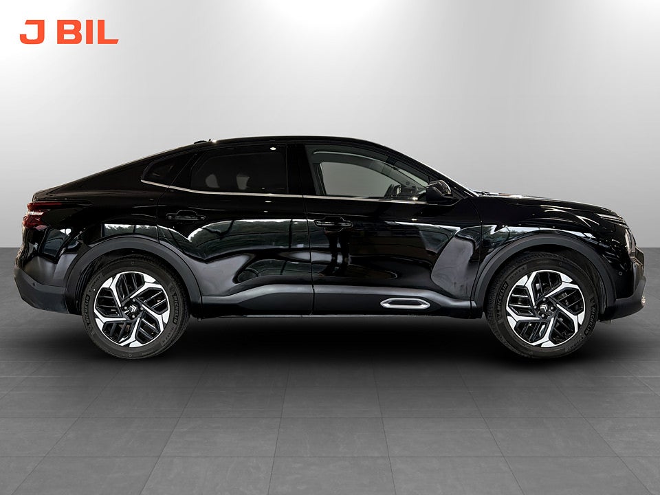 Bild på Citroen C4 X Shine 1.2 PT 130hk Aut B-KAMERA RATTVÄRME