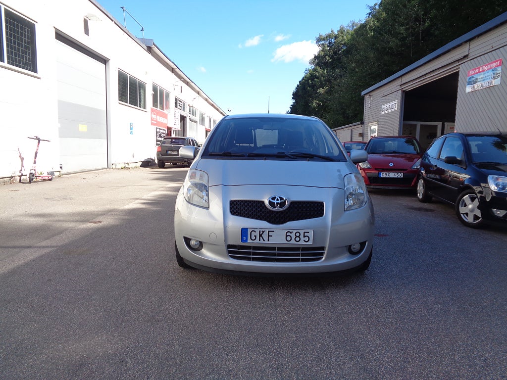 Toyota Yaris 5-dörrar 1.3 VVT-i MultiMode Euro 4