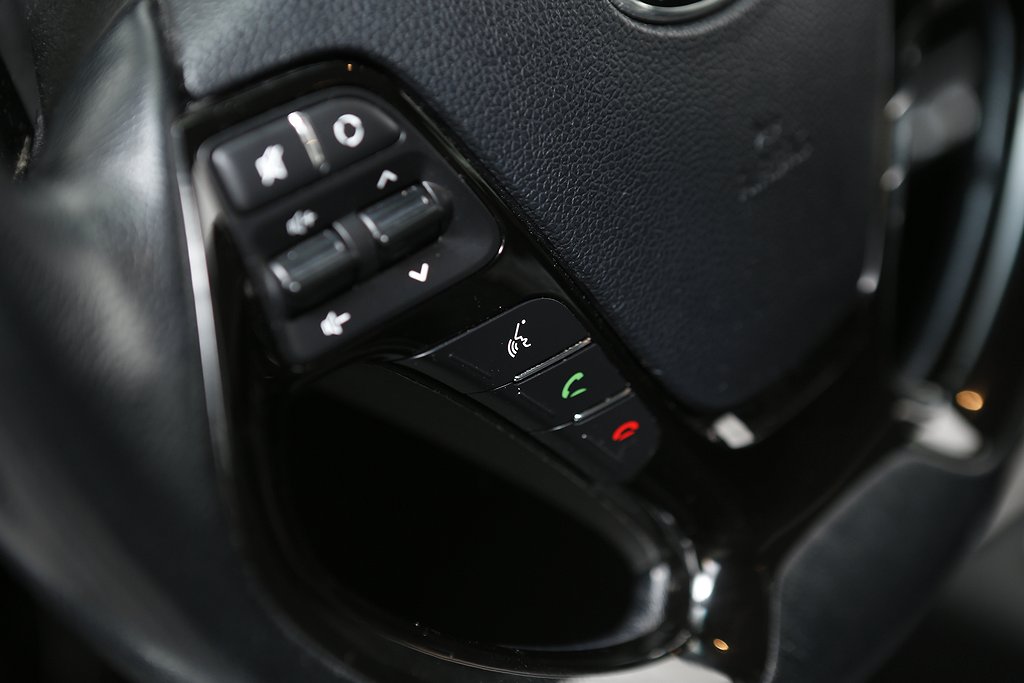 Kia Ceed 1,6 CRDi Business Aut Skinn B-kamera Motorv Drag 2015