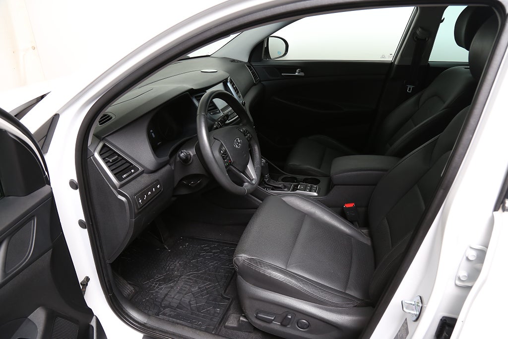 Hyundai Tucson 1,6 T-GDI Premium AWD Aut Pano Skinn 1ägare Motorv Drag 2018