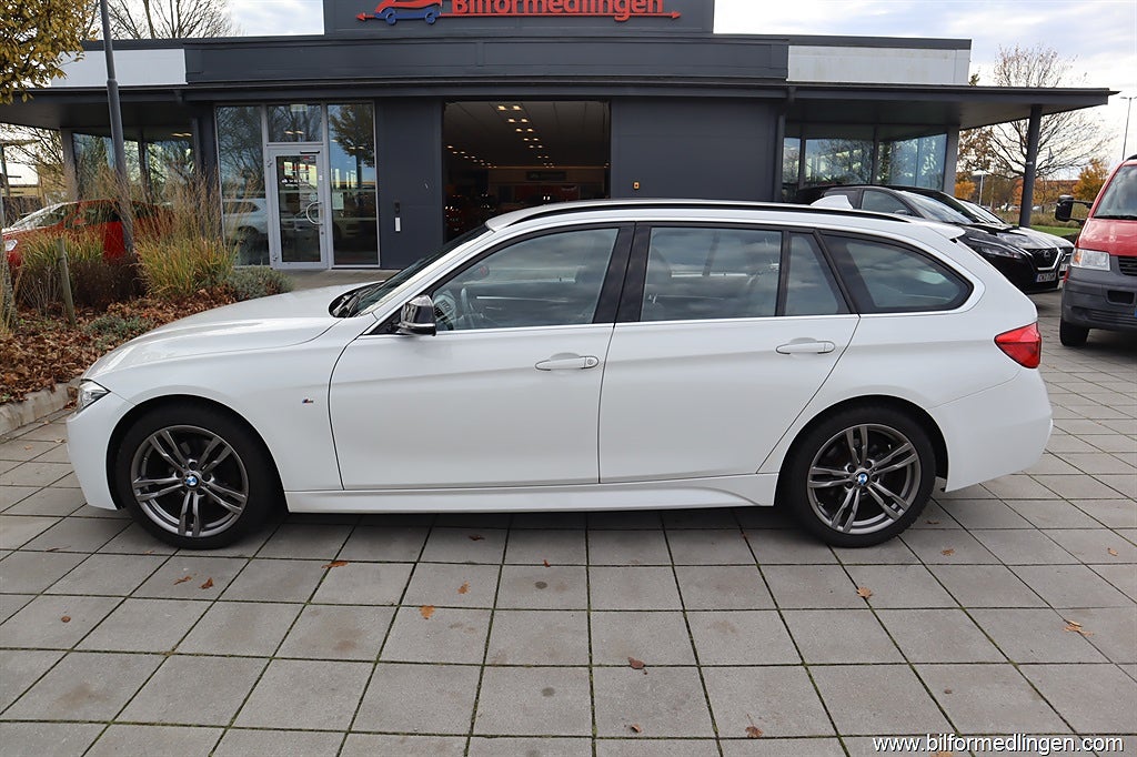 BMW 320 i xDrive 184hk M-Sport Steptronic Navi Drag Svensksåld
