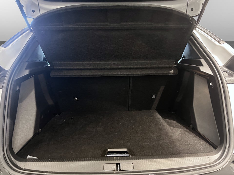 Bild på Peugeot 2008 GT 1.2 PT 130hk Aut B-KAMERA NAVI