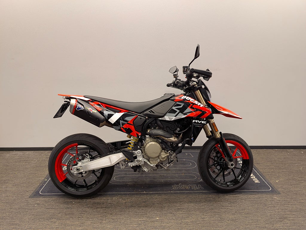 Ducati Hypermotard 698 Mono Ave 