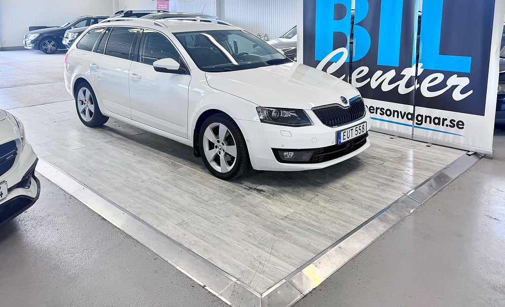 Skoda Octavia Kombi 2.0 TDI 150hk Automat Style Euro 6