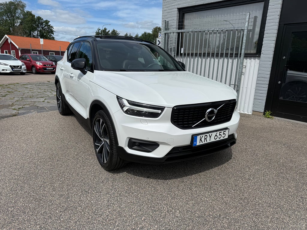 Volvo XC40 T5 AWD 247HK GEARTRONIC R-DESIGN / PANORAMA