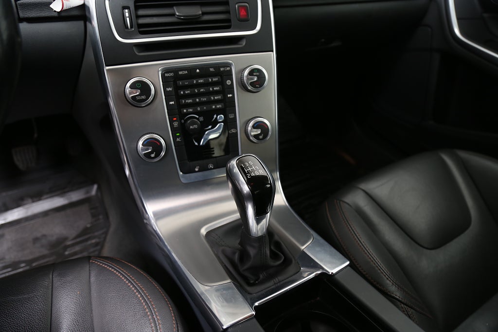 Volvo S60 Cross Country D4 190hk Summum BE VOC Dragkrok