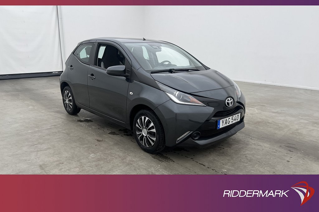 Toyota Aygo 1.0 VVT-i 69hk X-PLAY Farthållare 0,41l/mil