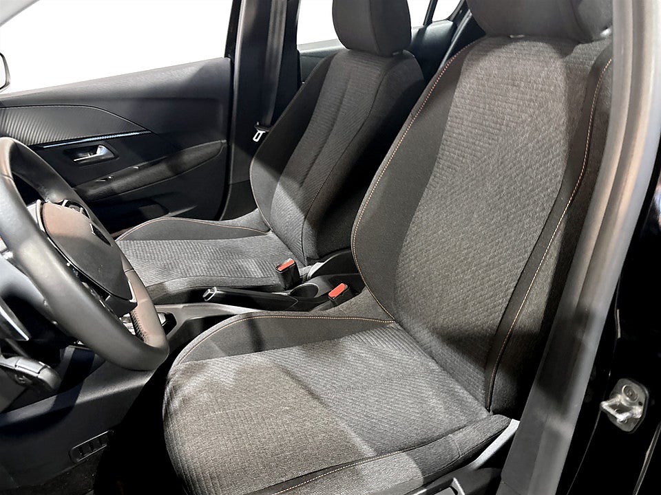 Bild på Peugeot 208 Style Hybrid 100hk Aut CARPLAY BACKSENSORER