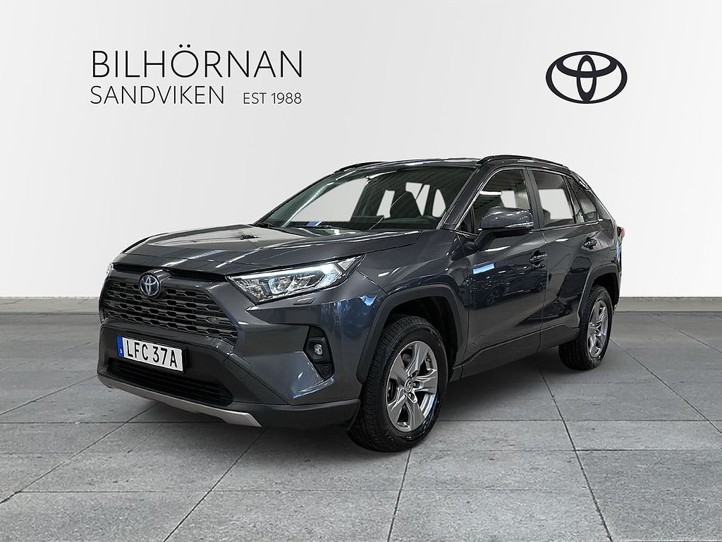 Toyota RAV4 Hybrid AWD-i 2,5 Active Komfort Vinterhjul Motorvärmare