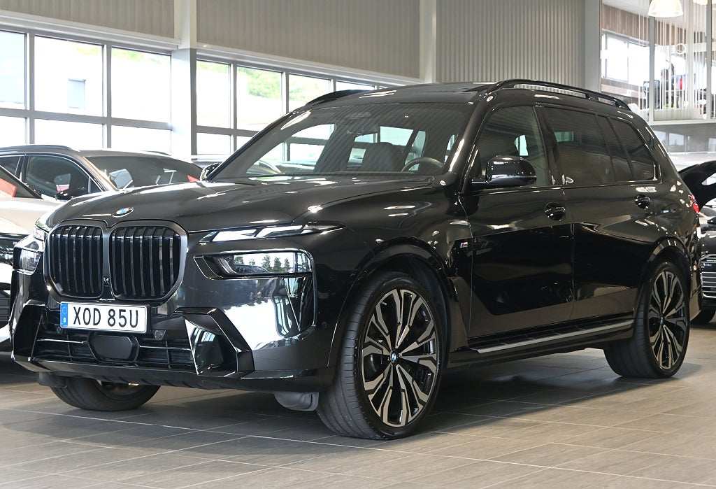 BMW X7 xDrive 40d M Sport PRO 23" Drag Moms 