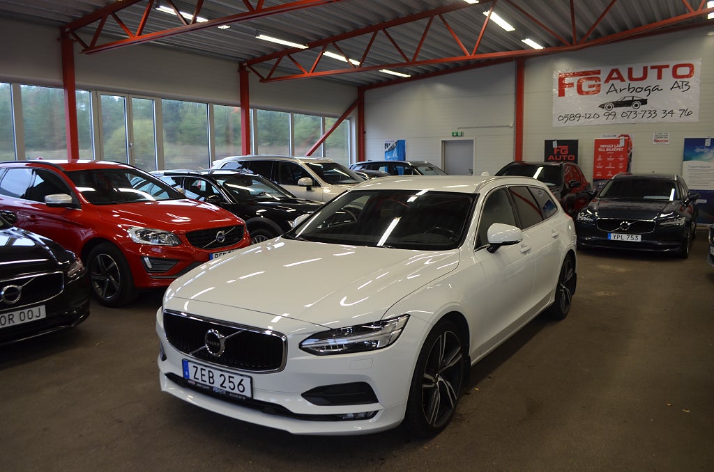 Volvo V90 D3 AWD 150 hk VOC Kamrem Bytt Drag HUD Kamera Euro 6
