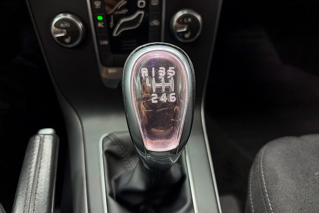 Volvo V40 2013