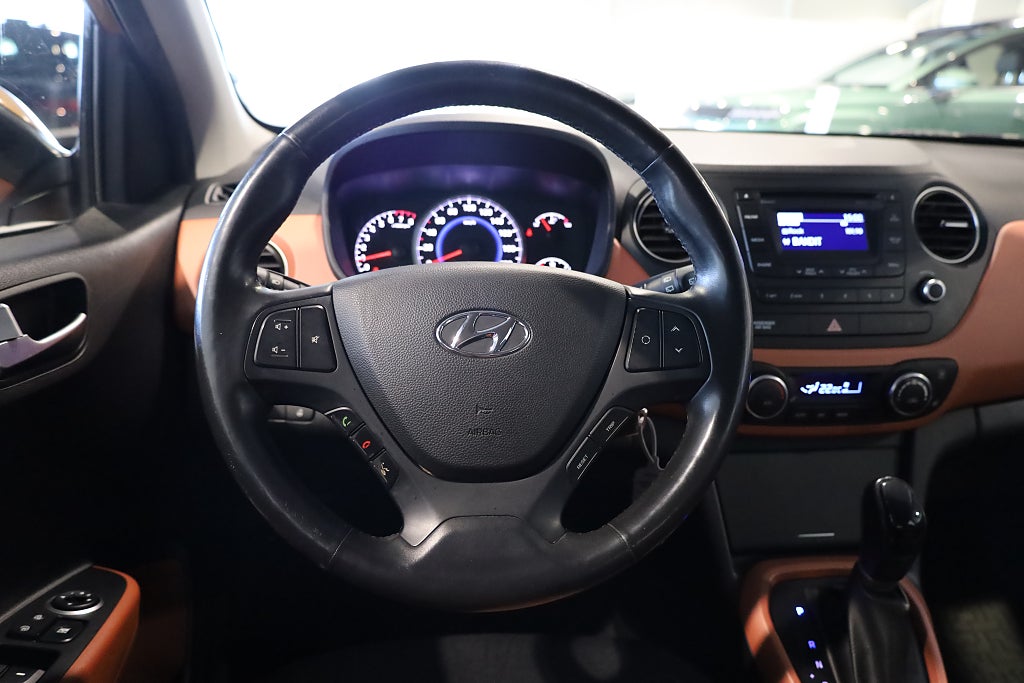 Hyundai i10 1.2 Premium AUT PDC AC Blåtand Rattvärme