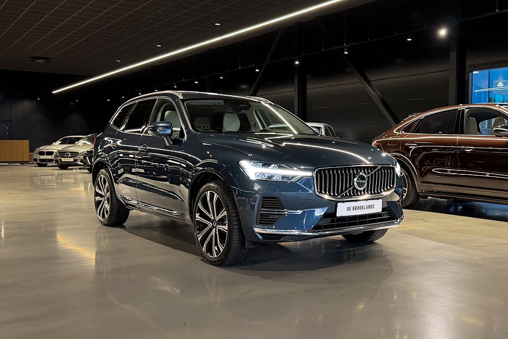 Volvo XC60 Recharge T8 Ultimate Bright / Panorama / Head-up / 21"