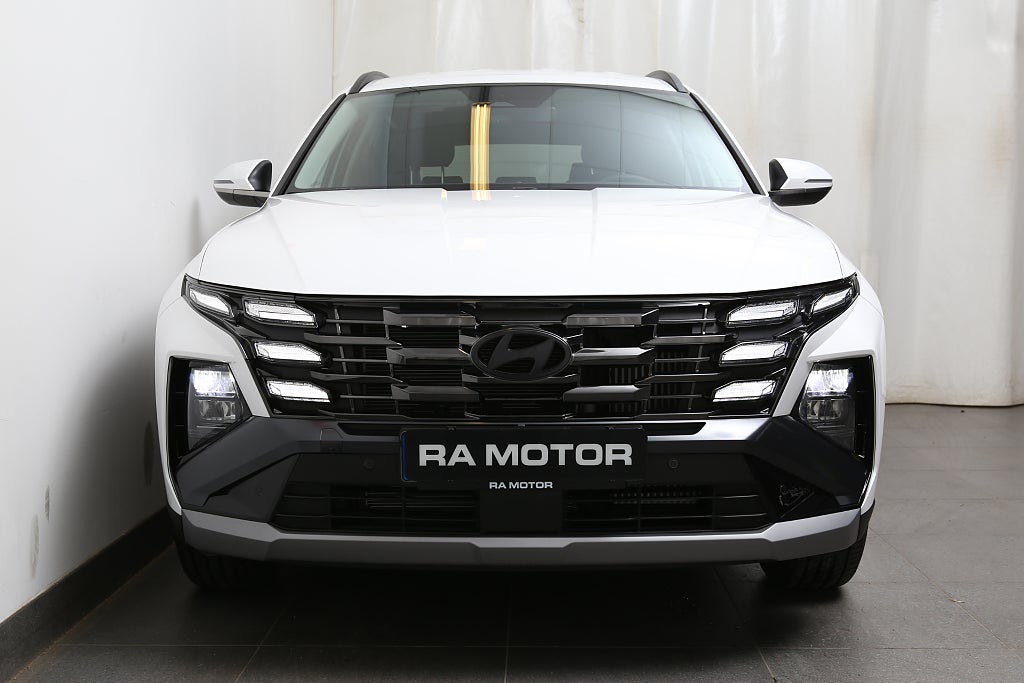 Hyundai Tucson Essential MHEV Automat Navi Kamera Keyless PDC 2025