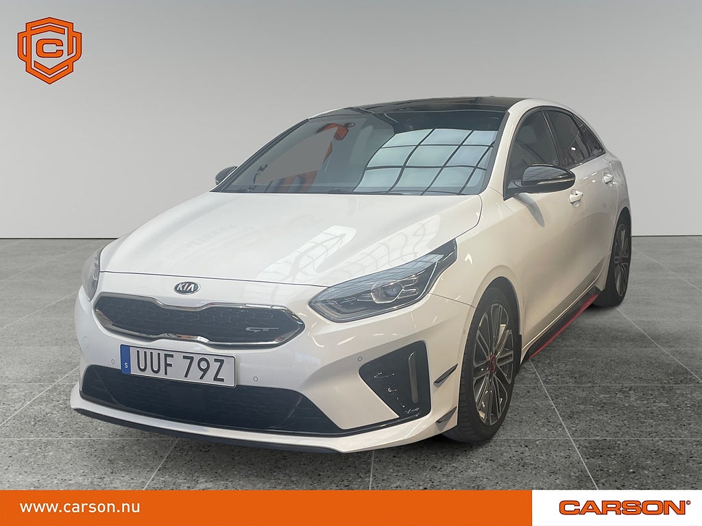 Kia ProCee'd GT 1.6 T-GDI Aut Pano Backkamera Apple Carplay