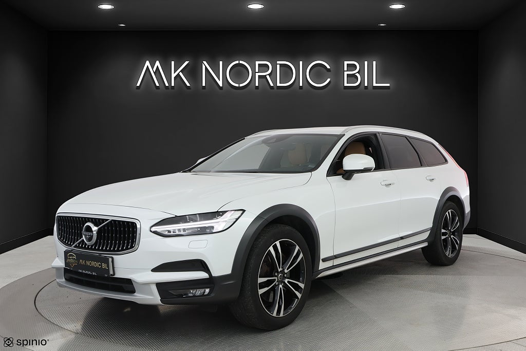 Volvo V90 Cross Country D4 AWD Helläder 360 kam H/K El-stol