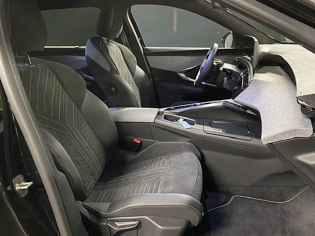 Bild på Peugeot 5008 GT HYBRID 136hk AUT - 7-SITS, ALCANTARA