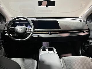 SUV Nissan Ariya 10 av 18