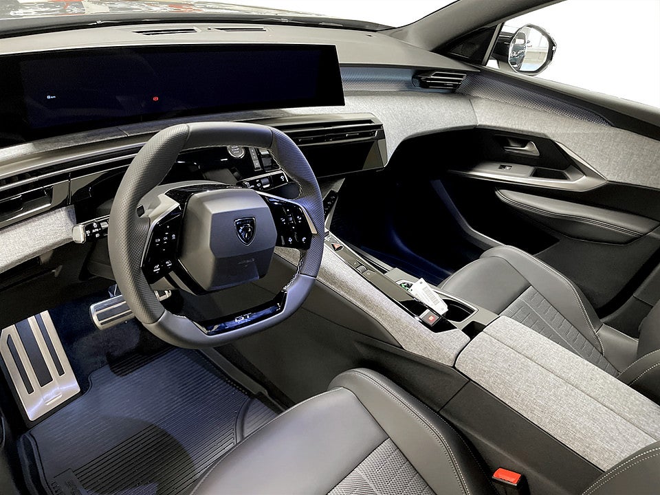 Bild på Peugeot 3008 GT Hybrid 145hk Aut B-KAMERA NAVI