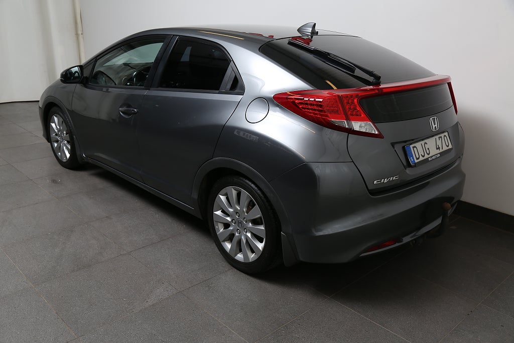 Honda Civic 1,8 i-VTEC 142hk Sport Aut 5d Backkamera Drag 2012
