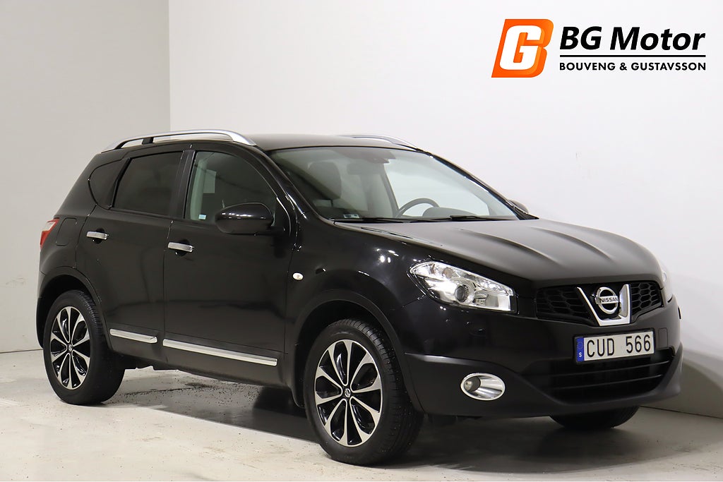 Nissan Qashqai 2.0 CVT 141HK Panorama/B-Kamera/1,99% Ränta