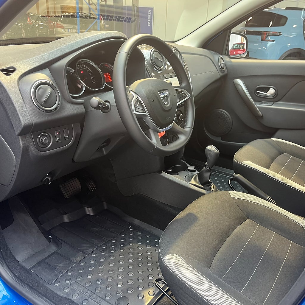 Dacia Logan MCV Stepway 0.9 TCe Easy-R Navigation Farthållare