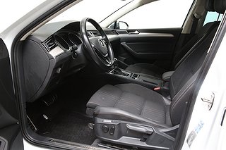 Kombi Volkswagen Passat 9 av 24