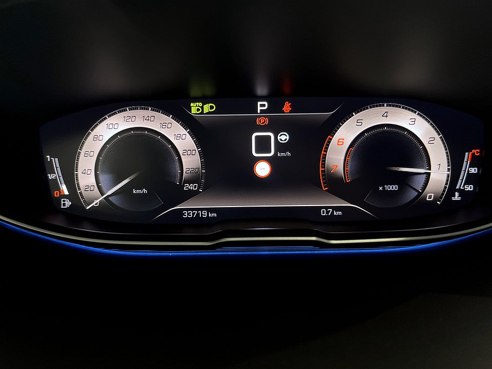 Bild på Peugeot 3008 GT 1.2 PT 130hk Aut B-KAMERA CARPLAY